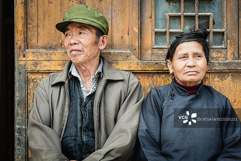 中国老年夫妇居家生活照图片素材