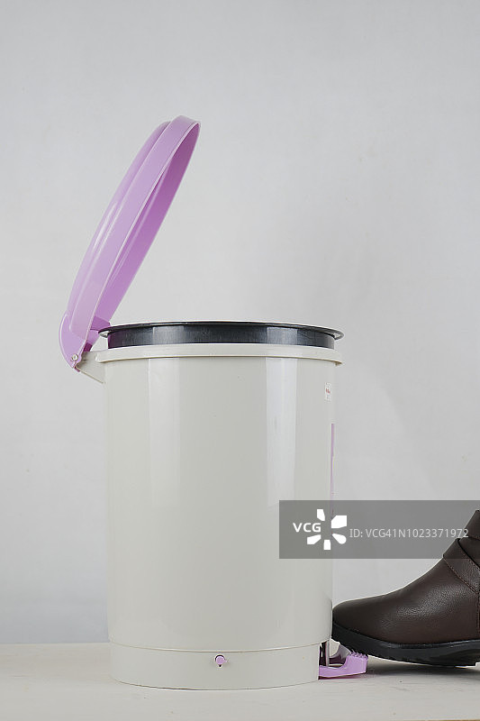 垃圾桶图片素材