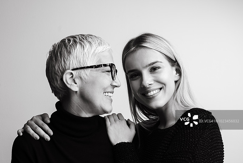 和妈妈在一起的时光图片素材