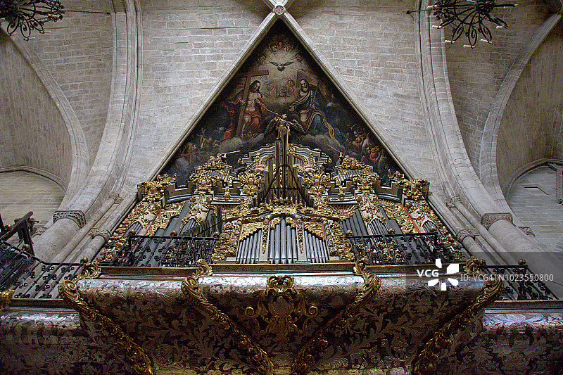 莫雷利亚大教堂图片素材