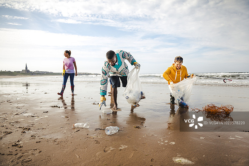 社会活动家们齐心协力，做出改变图片素材