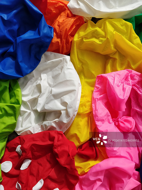 彩色放气气球图片素材