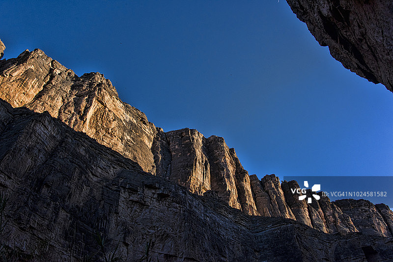 圣埃莱娜峡谷图片素材