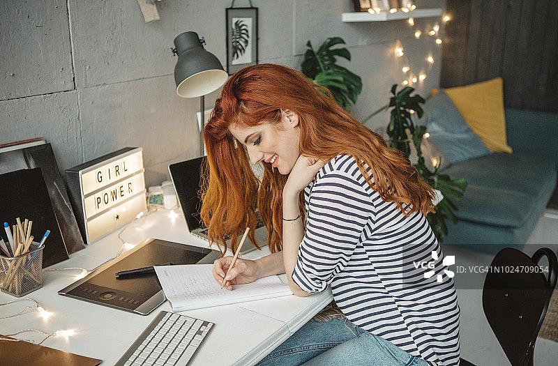 在家工作图片素材