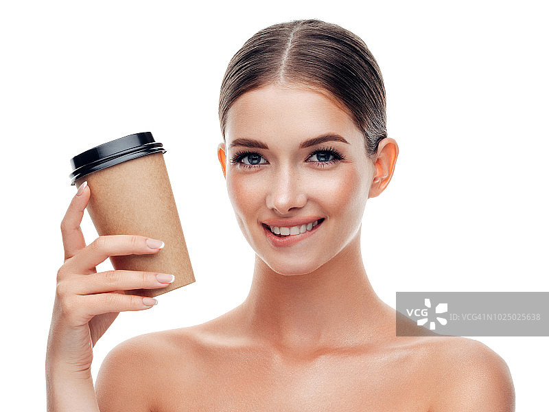女人拿着一杯咖啡图片素材