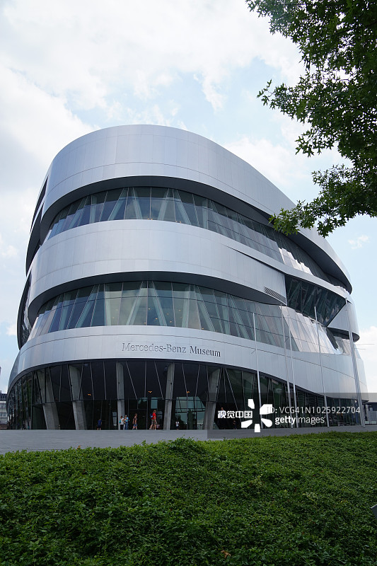 德国斯图加特梅赛德斯-奔驰博物馆图片素材