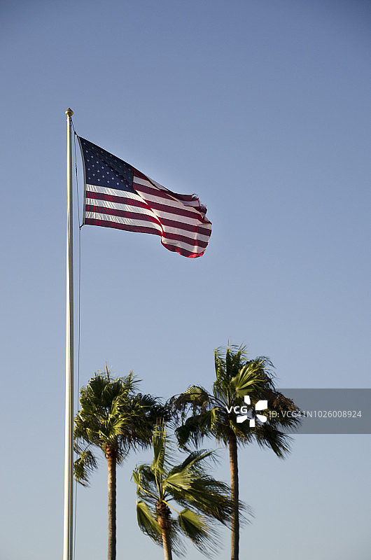 挥舞的美国国旗图片素材