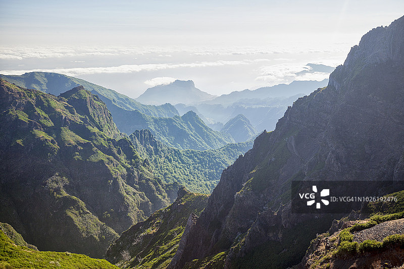 马德拉岛上的阿里埃鲁峰图片素材