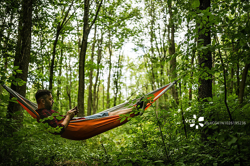 时刻保持联系图片素材