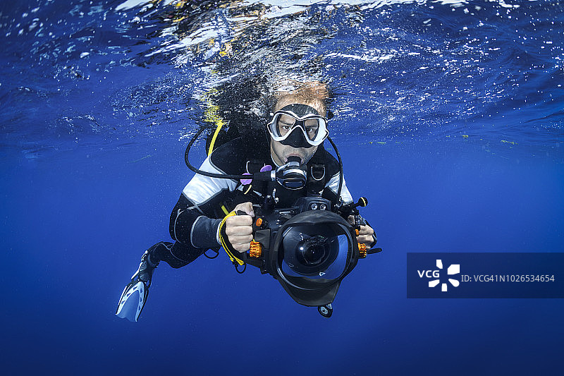 水肺潜水图片素材