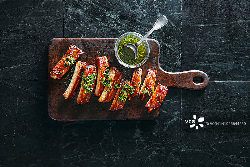 烤猪肋排图片素材
