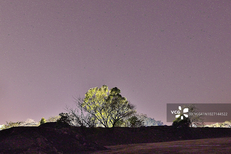 星光灿烂的夜空图片素材