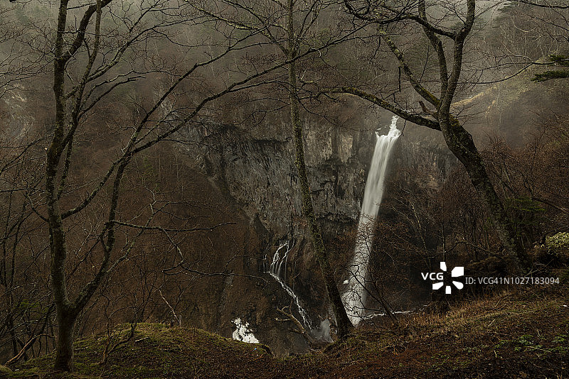 日本日光市的华严瀑布图片素材