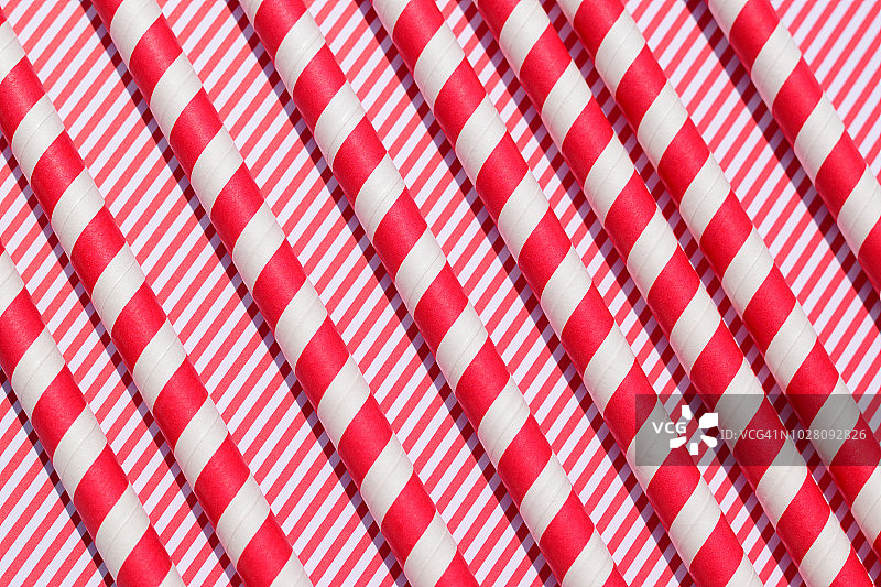 红白条纹吸管图片素材