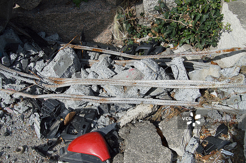 汽车撞到灯柱 - 交通事故图片素材