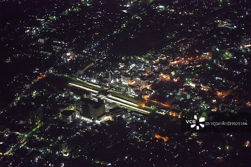 日本千叶县JR木更津站夜间航拍图片素材