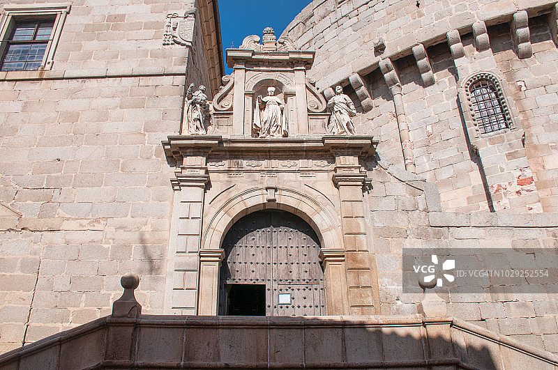 阿维拉大教堂南入口图片素材