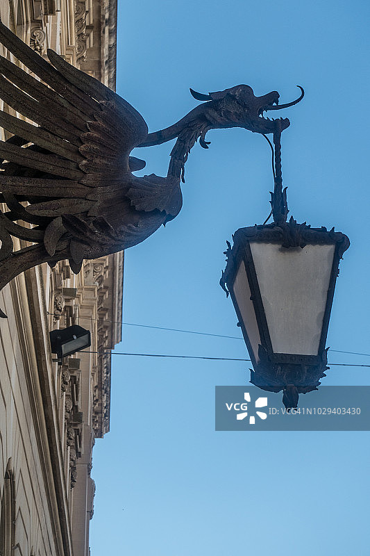 意大利阿普利亚萨伦托莱切的灯笼图片素材