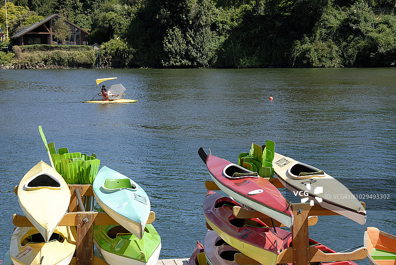 智利卡耶卡耶河畔的瓦尔迪维亚市图片素材