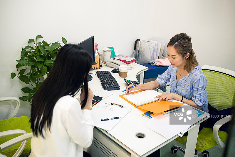 与银行顾问规划信用购买图片素材