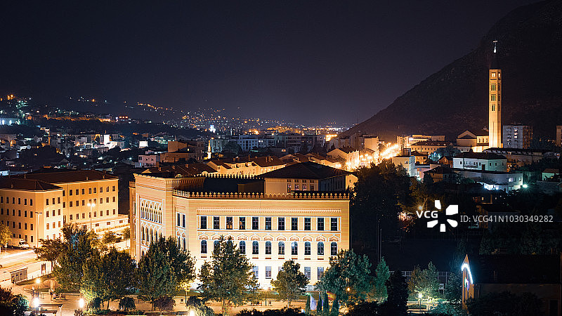 波斯尼亚和黑塞哥维那莫斯塔尔的夜晚图片素材