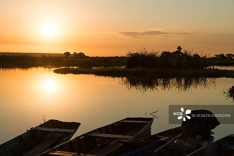 巴拉圭河日落美景图片素材
