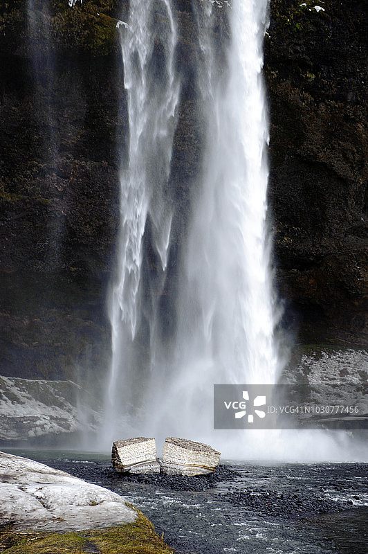 冰岛南部塞里雅兰瀑布图片素材