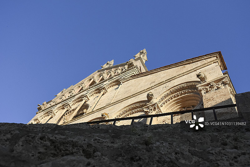 意大利托斯卡纳马萨马里蒂马大教堂的艺术视角图片素材