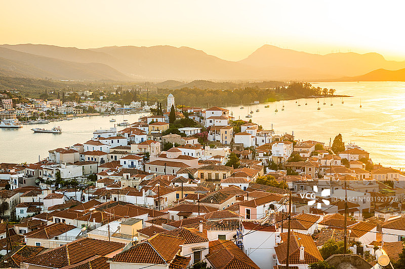 希腊爱琴海波罗斯岛的日落图片素材