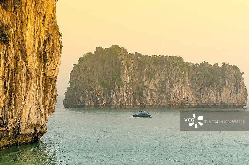 越南广宁下龙湾图片素材