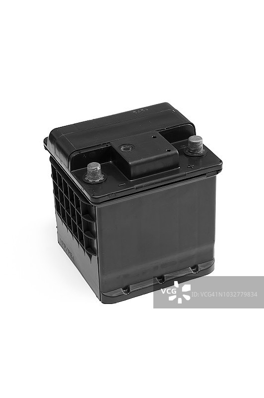 白色背景上的黑色汽车电池图片素材