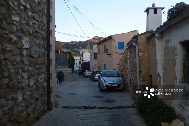 安德拉奇街景：马略卡岛村庄，西班牙巴利阿里群岛图片素材