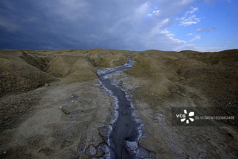 罗马尼亚布泽乌贝尔卡的泥火山国家保护区图片素材