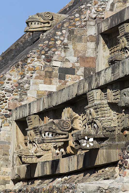 特奥蒂瓦坎考古区的羽蛇神庙图片素材