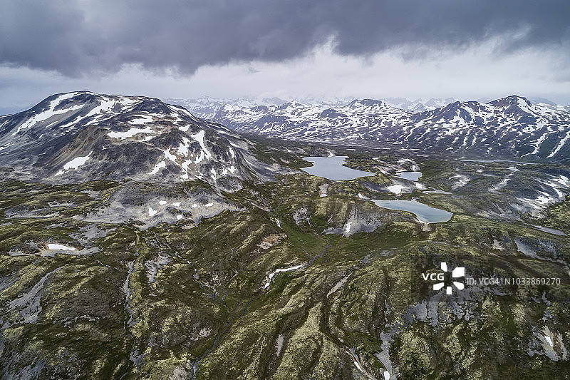 海恩斯路口附近育空地区的景观鸟瞰图图片素材