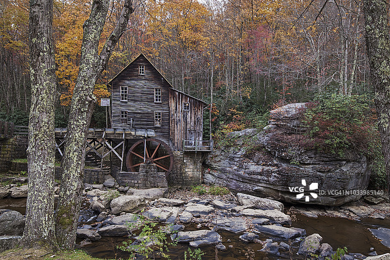 巴布科克州立公园的格莱德溪磨坊图片素材