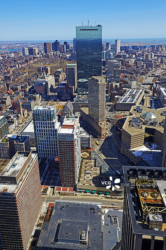 波士顿市中心及“约翰·汉考克”大厦航拍图片素材