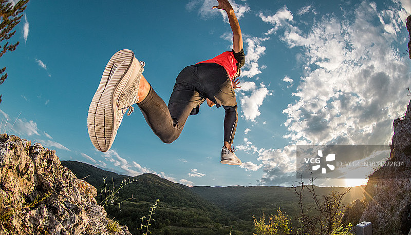 奔跑，自由自在图片素材