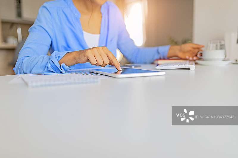 与世界联系图片素材