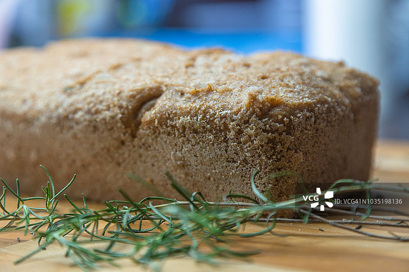 全素全麦自制面包图片素材