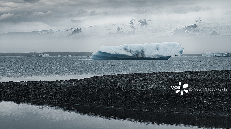 冰岛冰川泻湖图片素材