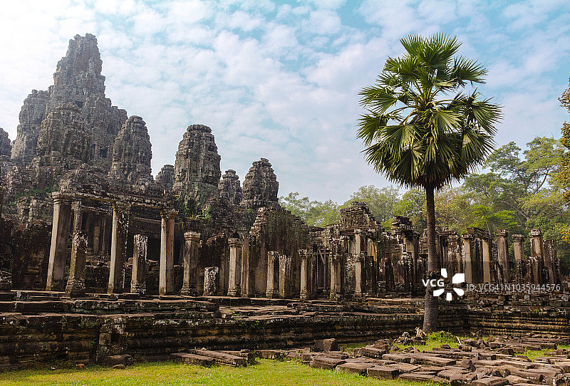 柬埔寨吴哥窟巴戎寺图片素材