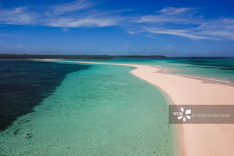 恩古塔武尔海滩，凯岛，马鲁古，印度尼西亚图片素材
