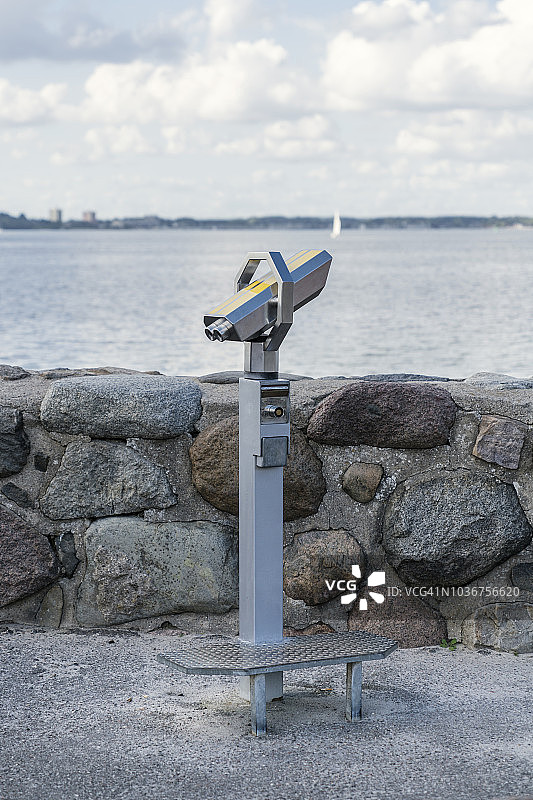 德国波罗的海沿岸的投币式望远镜图片素材