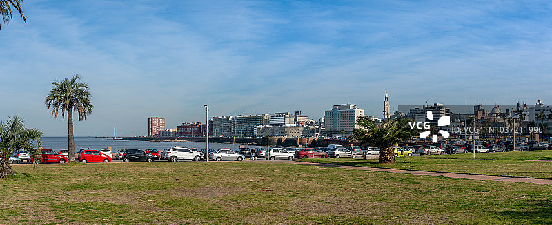 乌拉圭蒙得维的亚海岸线、市中心区和老城区景色图片素材