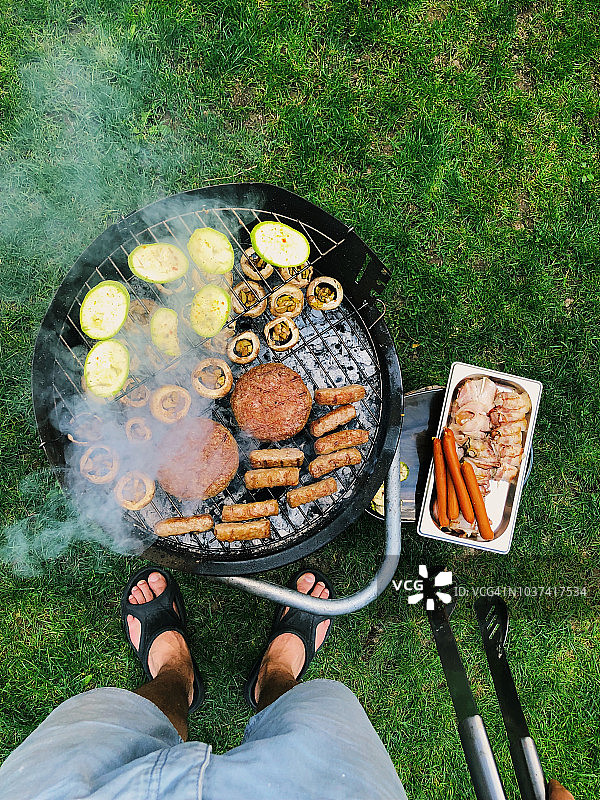 后院烧烤图片素材