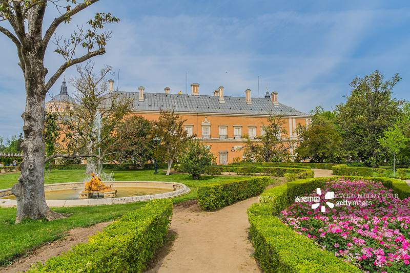 西班牙阿兰胡埃斯花坛花园图片素材