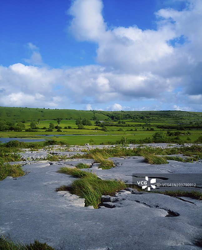 爱尔兰克莱尔县的布伦地区，石灰岩图片素材
