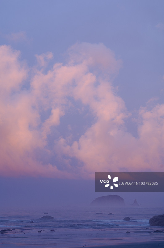 奥林匹克海岸的日出图片素材