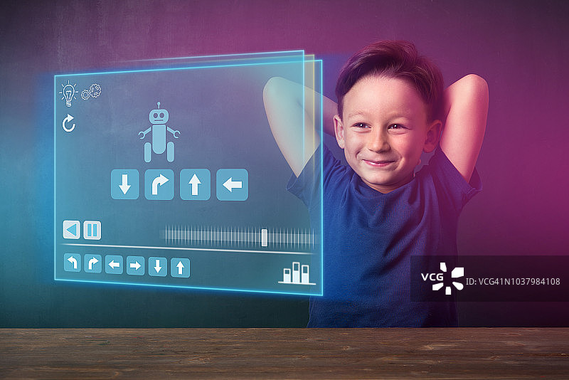 使用电脑的未来儿童图片素材